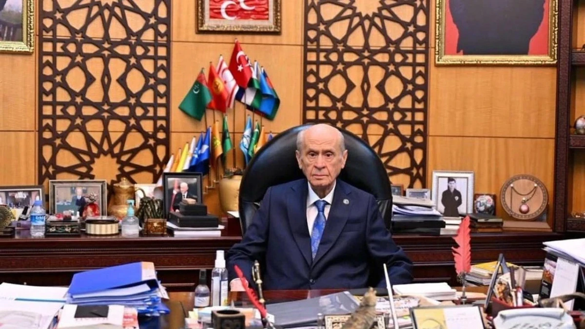 Bahçeli'den terör örgütünün silah bırakmasına ilişkin açıklama