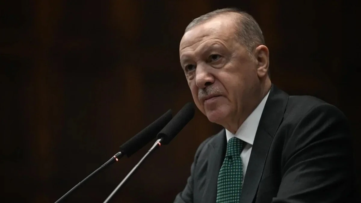 Erdoğan: Değerlerimize ve k&ouml;klerimize sahip &ccedil;ıkmayı s&uuml;rd&uuml;receğiz