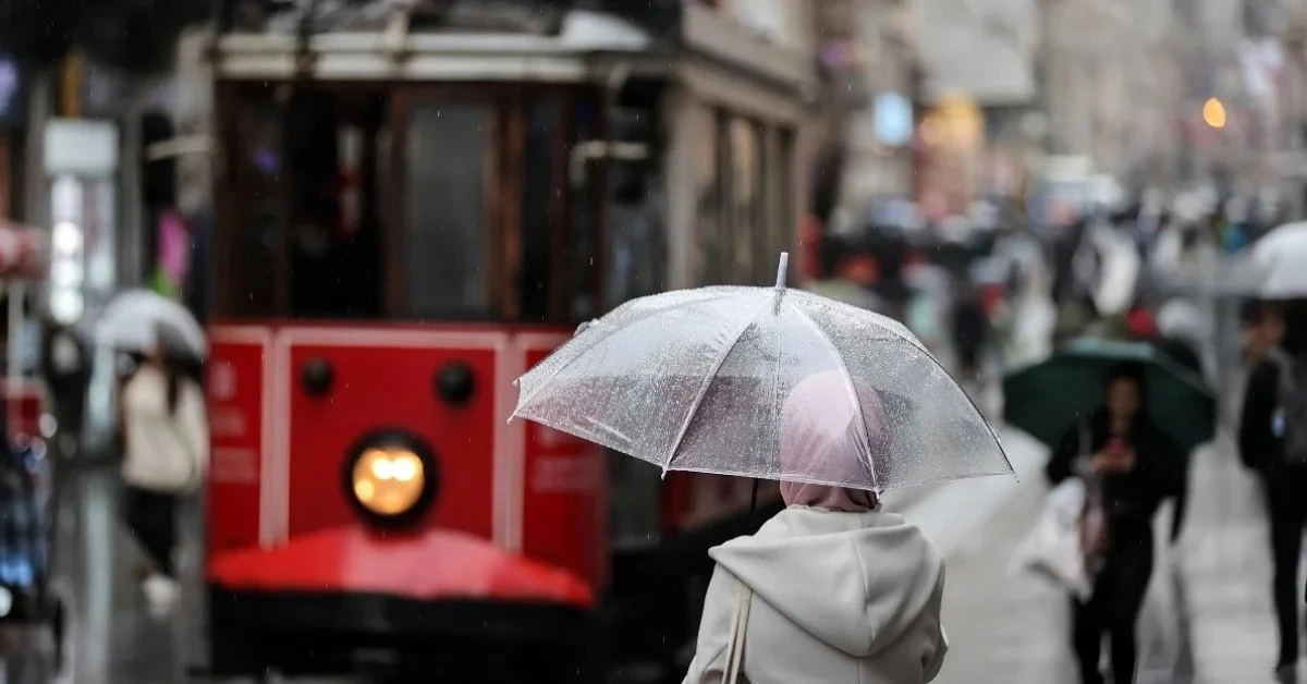 Meteoroloji'den 4 il i&ccedil;in sarı alarm: Kuvvetli yağış bekleniyor