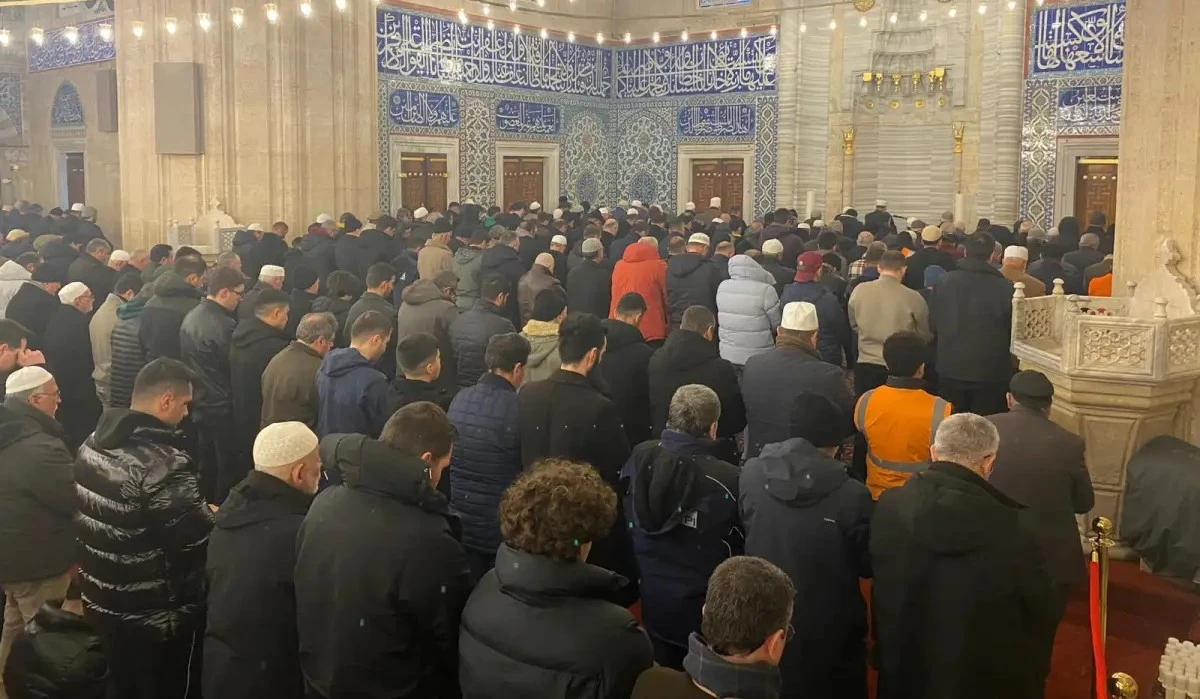 Selimiye Cami ibadete a&ccedil;ıldı