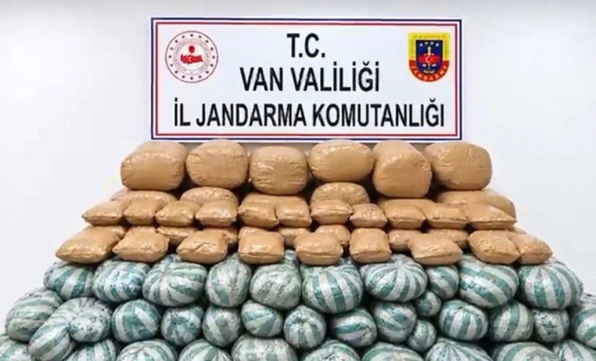 Van&rsquo;da dev uyuşturucu operasyonu: 517 kilogram uyuşturucu ele ge&ccedil;irildi